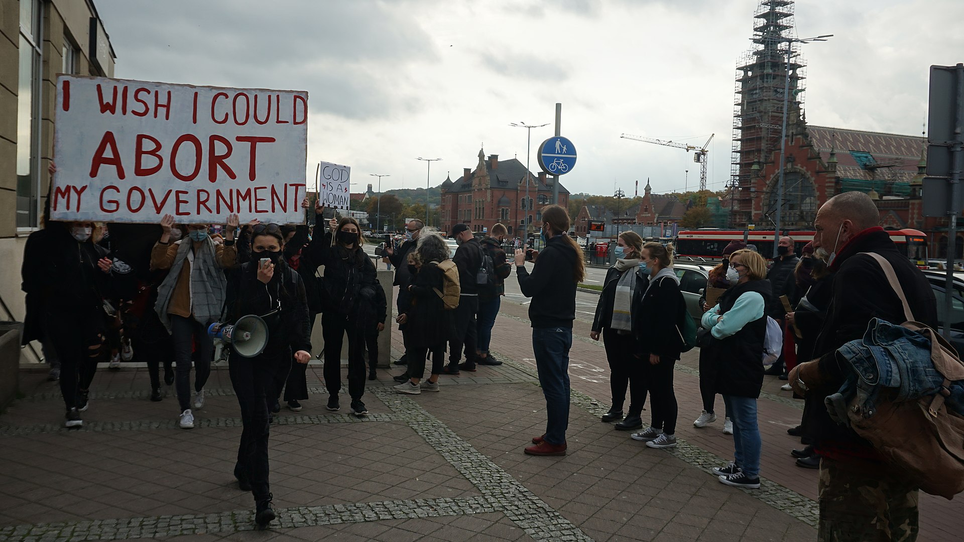 1920px-Protest_in_Gdansk_against_Polands_new_abortion_laws_24.10.2020