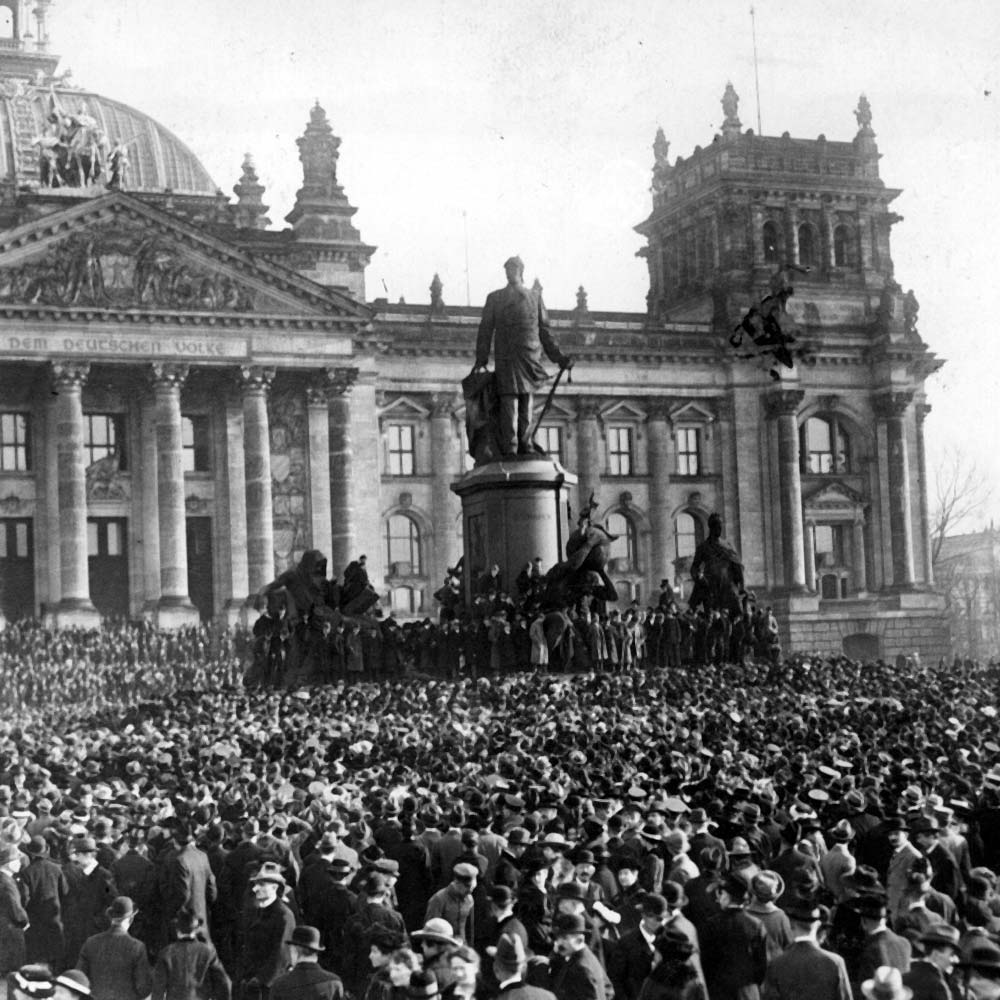 Proclamation-Republic-Berlin-1918