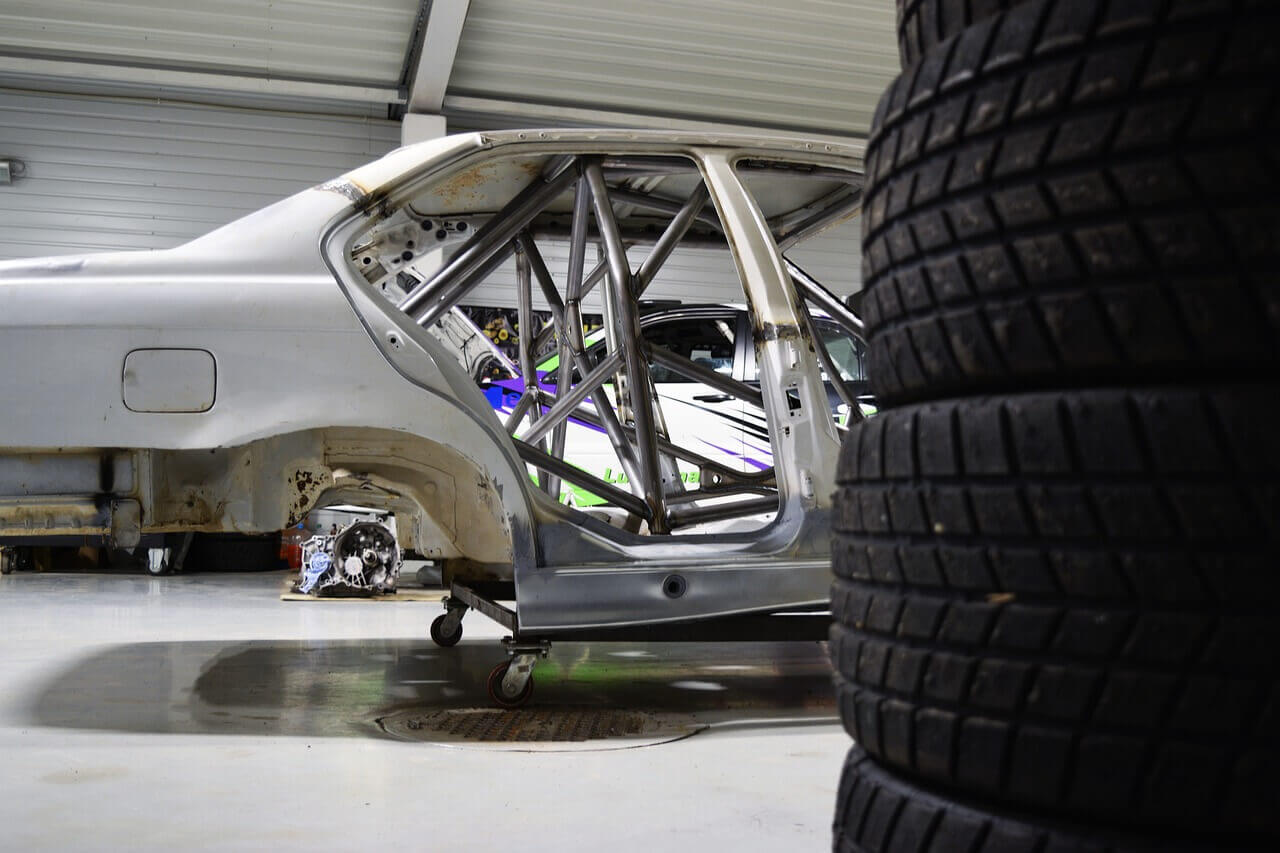 sports-car-2755543-1280